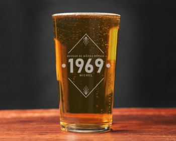 Vaso de cerveza personalizable - Año 33